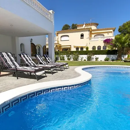 Arenda Pino Alto Gallo Villa *